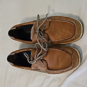 Sperry's size 10
